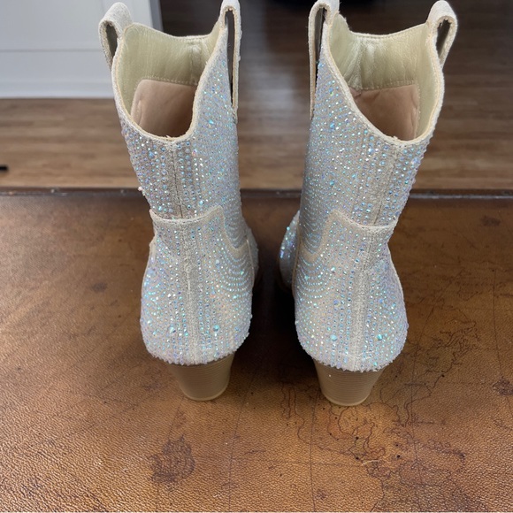 Forever Cowboy Western Ankle Rhinestone Bling Booties SZ:8.5 NWOT - Picture 7 of 13